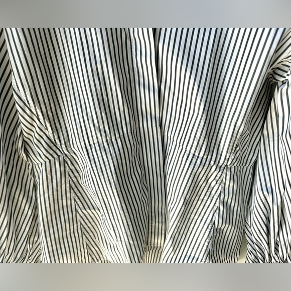 EUC COS Balloon Puffy Sleeve Striped Black & White Cotton Blouse, fitted, size 4 - Picture 4 of 10